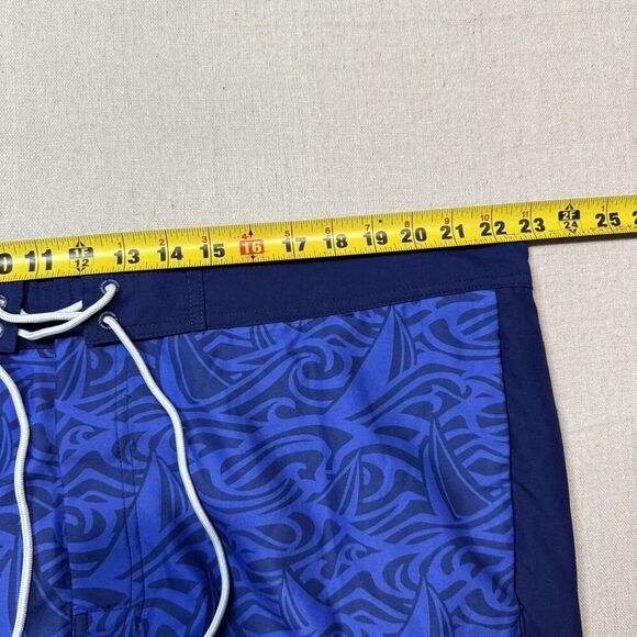 Vineyard Vines Shorts Mens XXL Blue Board Shorts Swim Trunks Tropical Sail Beach - Picture 4 of 7